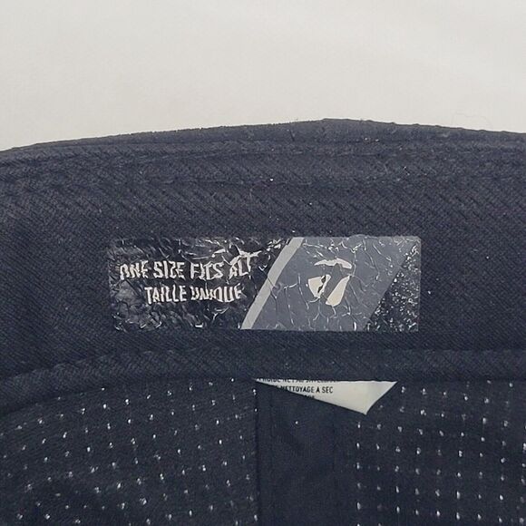 TaylorMade Golf Hat TP5 M5 Performance Tour Adjustable Strap Cap Micromesh Vent - Picture 11 of 11